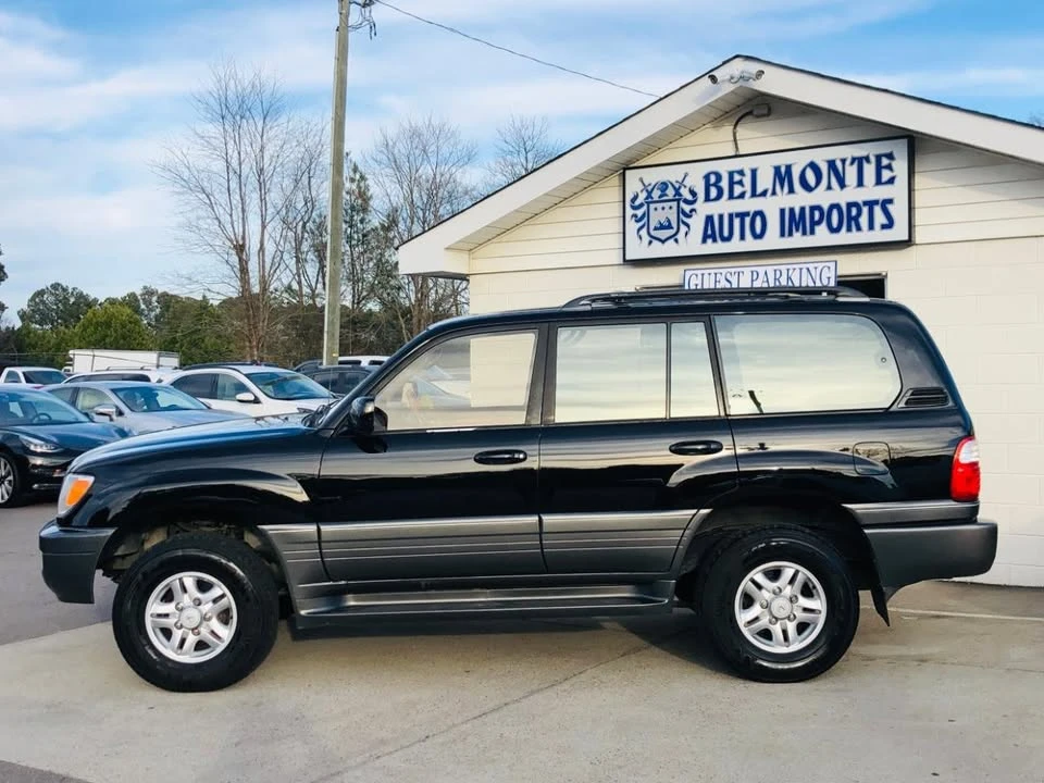2000 Lexus LX 2nd Gen - Image 2 of 20