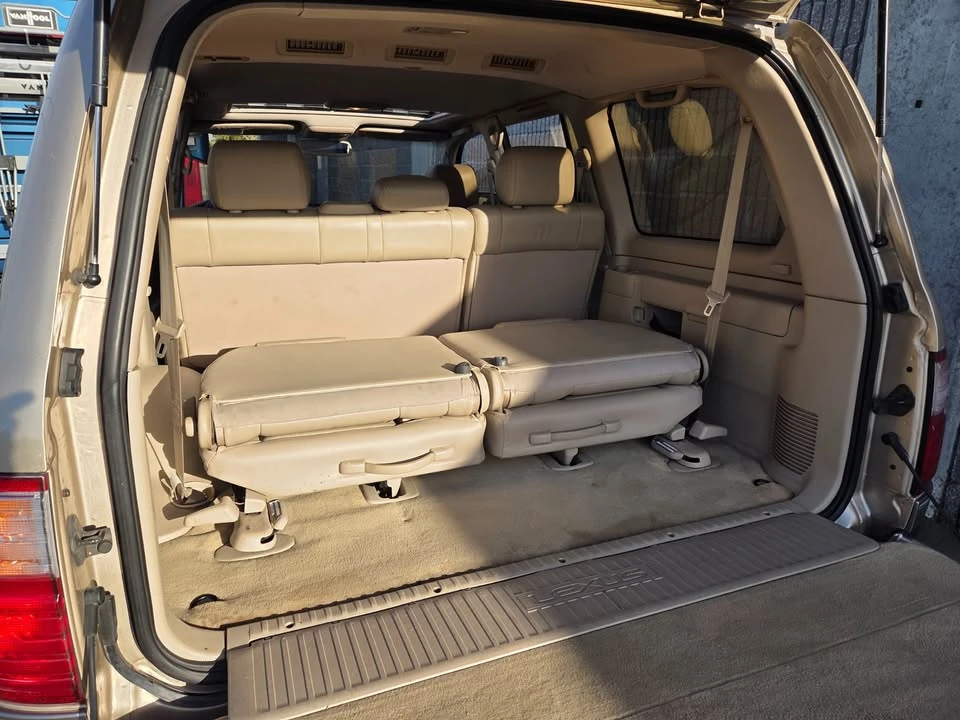 2000 Lexus LX 2nd Gen - Image 13 of 19