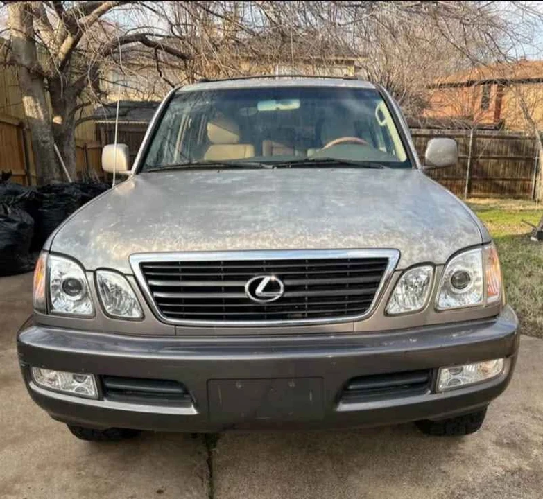 2000 Lexus LX 2nd Gen - Image 6 of 9