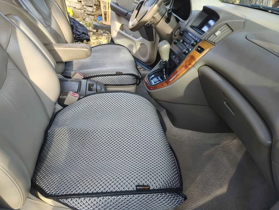 2000 Lexus RX 1st Gen - Image 3 of 10