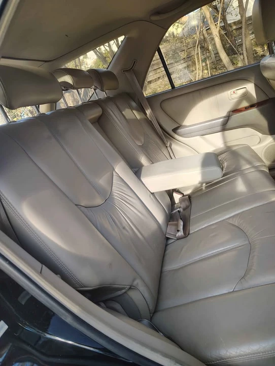2000 Lexus RX 1st Gen - Image 4 of 10