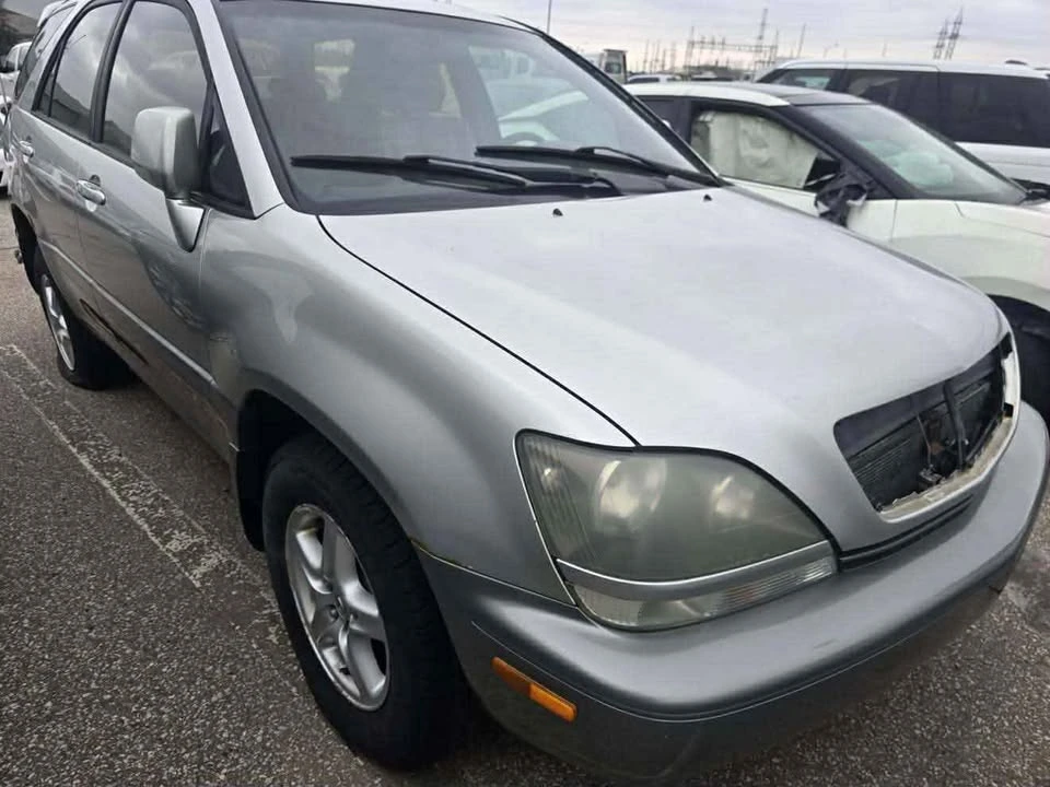 2000 Lexus RX 1st Gen - Image 2 of 10