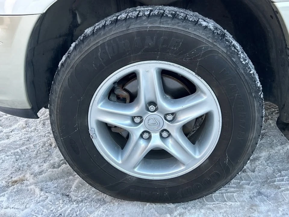 2000 Lexus RX 1st Gen - Image 6 of 17