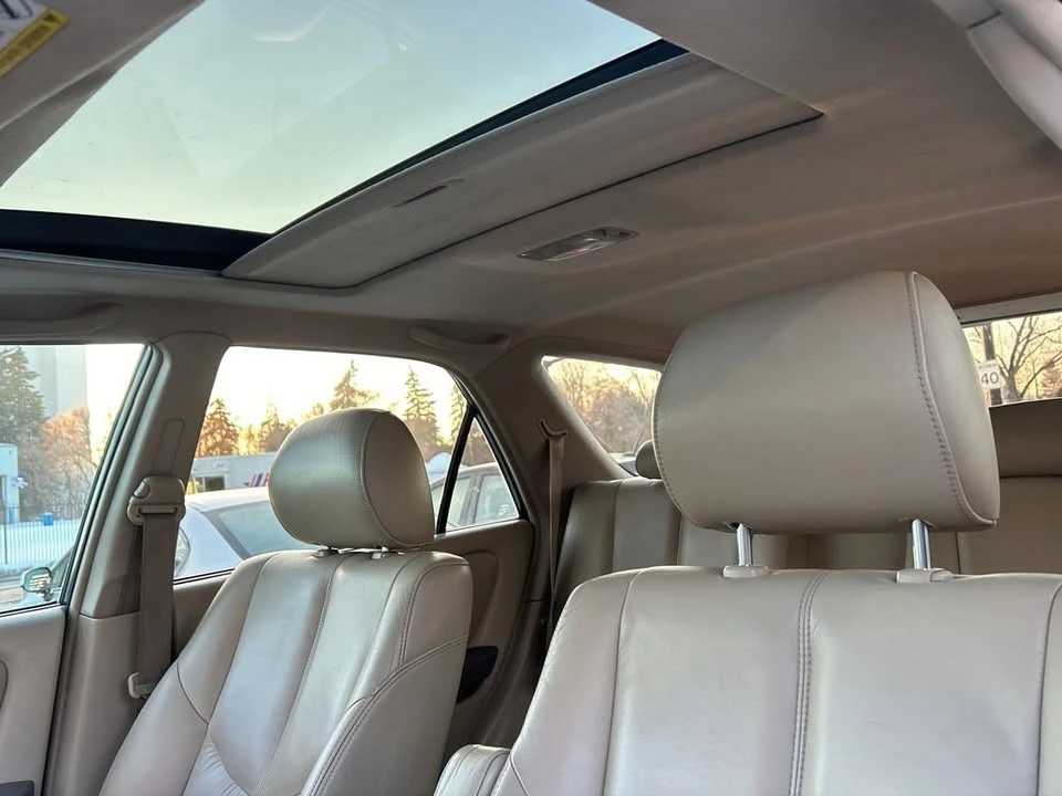 2000 Lexus RX 1st Gen - Image 10 of 17