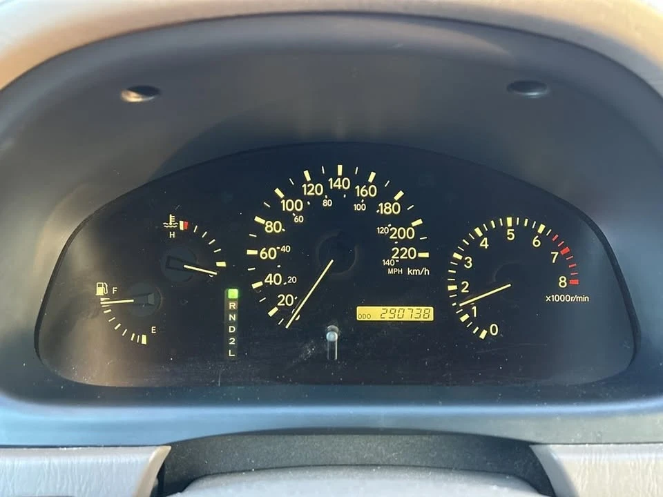 2000 Lexus RX 1st Gen - Image 16 of 17
