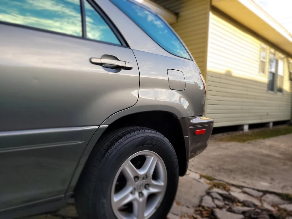 2000 Lexus RX 1st Gen - Image 15 of 19