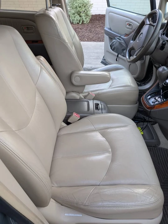 2000 Lexus RX 1st Gen - Image 14 of 15
