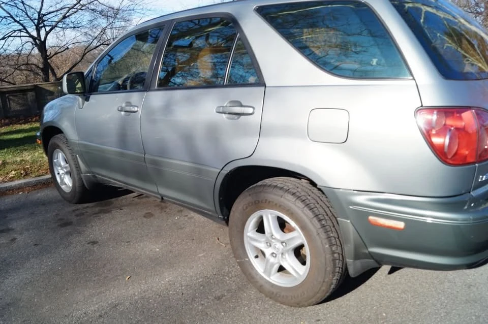 2000 Lexus RX 1st Gen - Image 6 of 19