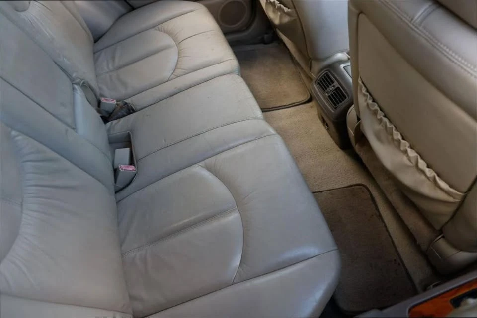 2000 Lexus RX 1st Gen - Image 10 of 16
