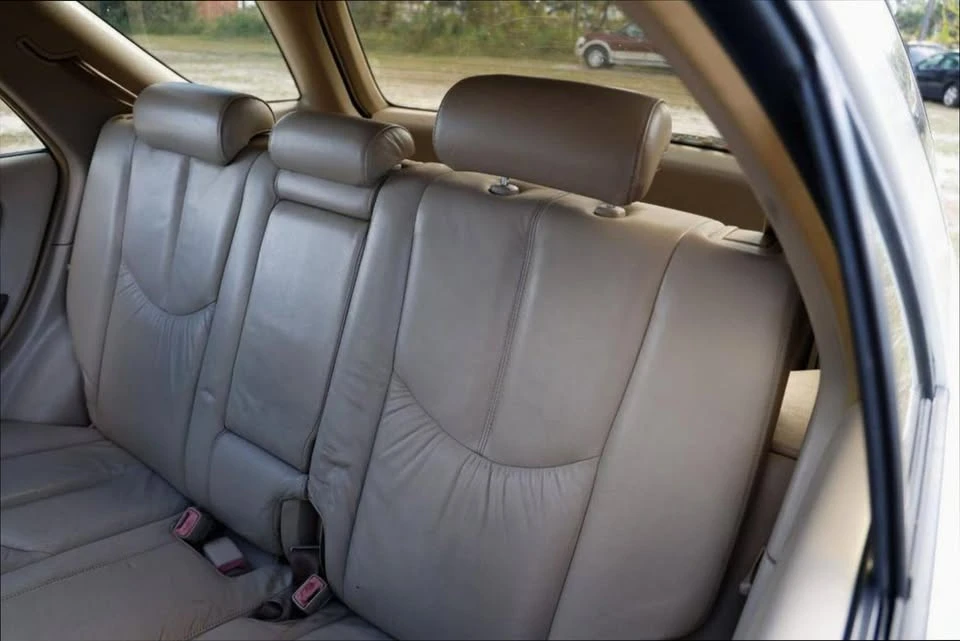 2000 Lexus RX 1st Gen - Image 6 of 16