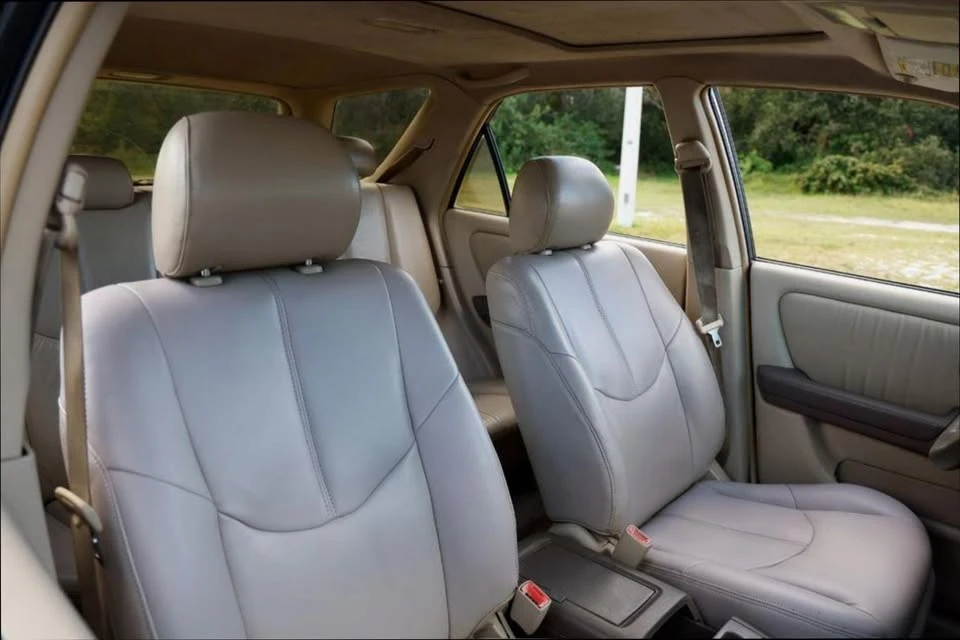 2000 Lexus RX 1st Gen - Image 16 of 16