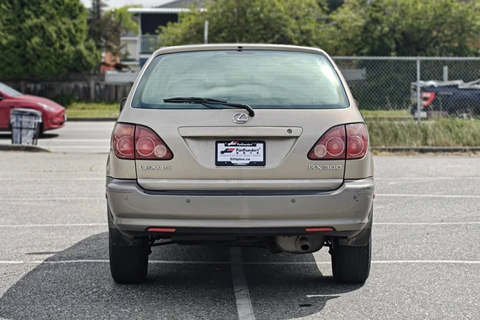 2000 Lexus RX 1st Gen - Image 2 of 16