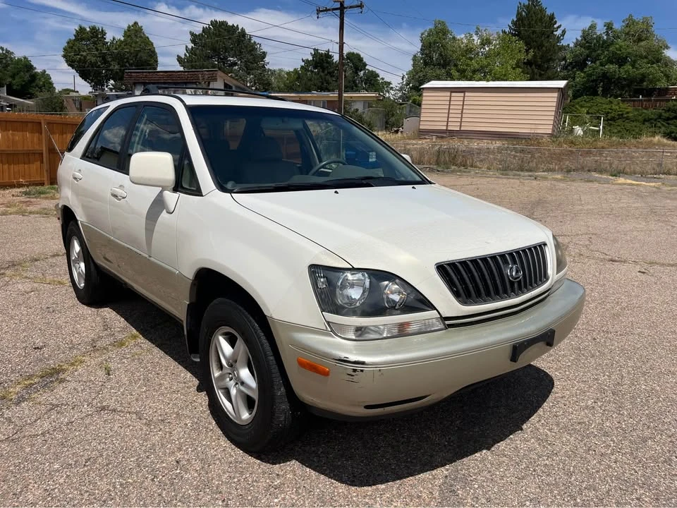 2000 Lexus RX 1st Gen - Image 4 of 14