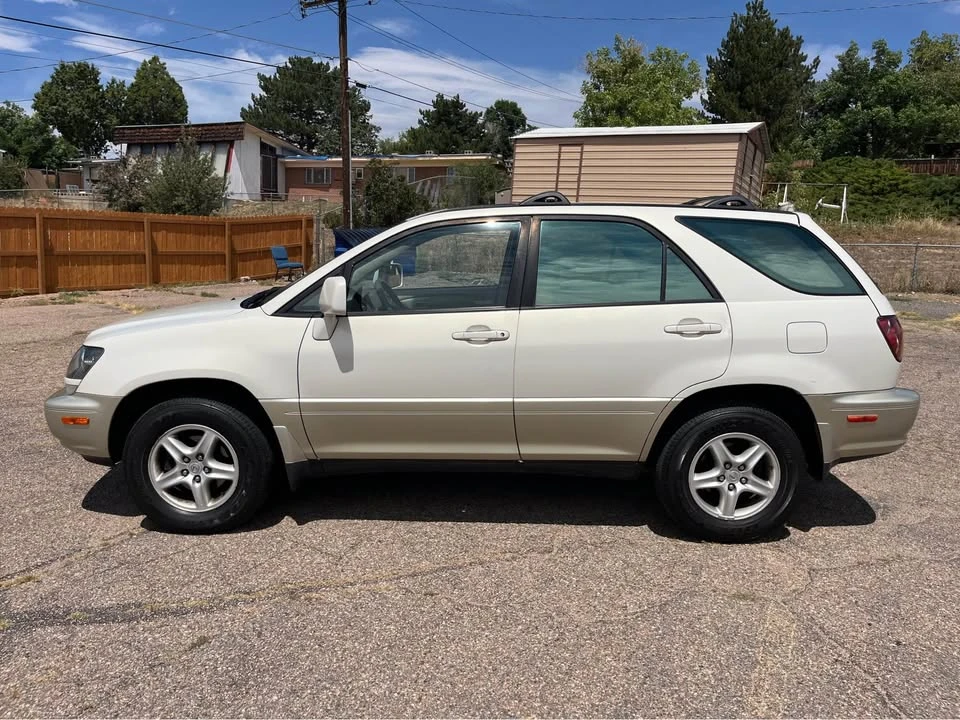 2000 Lexus RX 1st Gen - Image 2 of 14