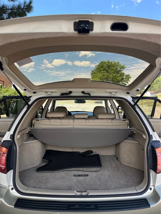 2000 Lexus RX 1st Gen - Image 14 of 14
