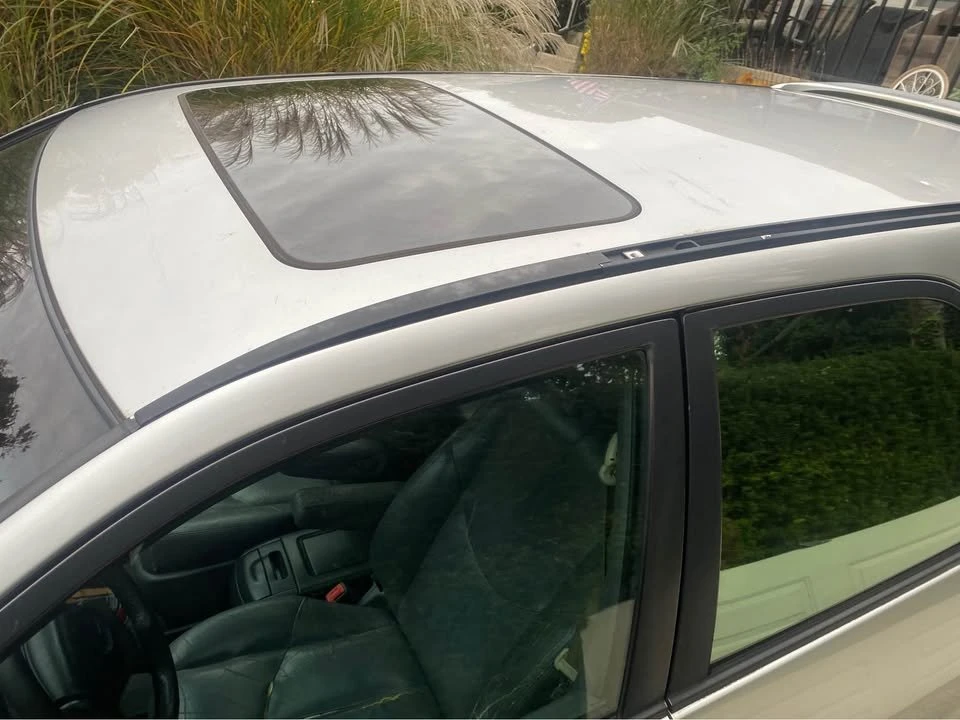 2000 Lexus RX 1st Gen - Image 7 of 10