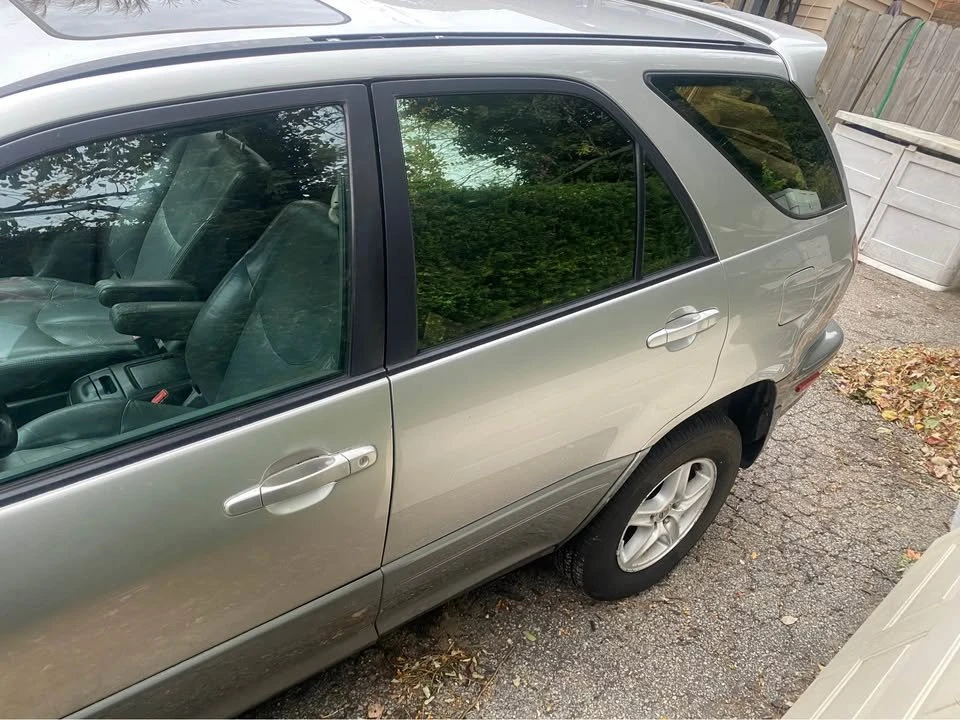 2000 Lexus RX 1st Gen - Image 6 of 10