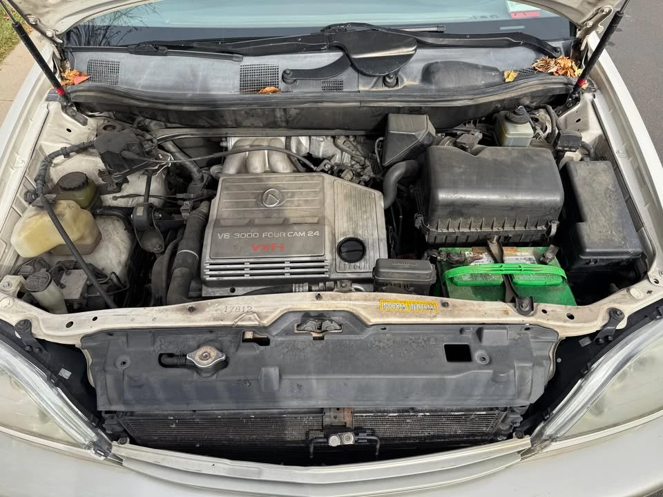 2000 Lexus RX 1st Gen - Image 7 of 14