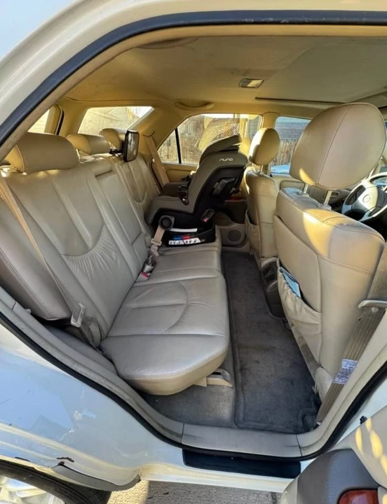 2000 Lexus RX 1st Gen - Image 12 of 14