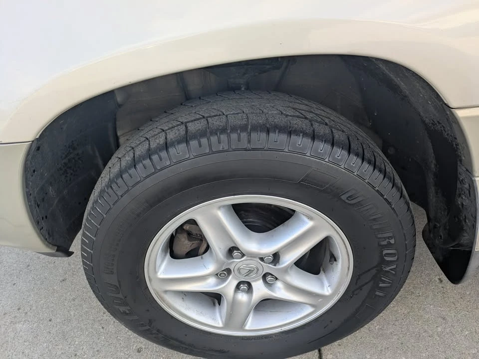 2000 Lexus RX 1st Gen - Image 18 of 19