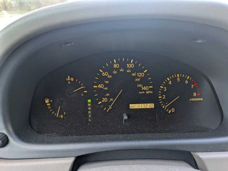 2000 Lexus RX 1st Gen - Image 11 of 19