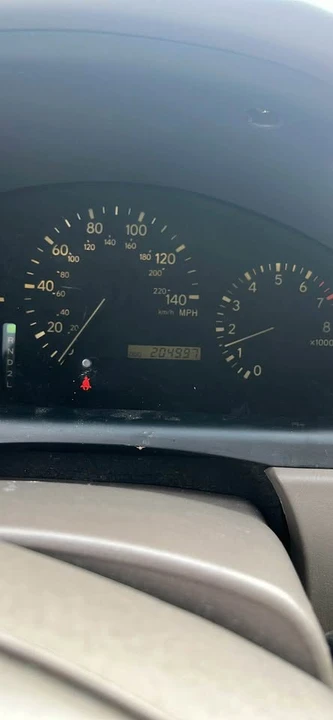 2000 Lexus RX 1st Gen - Image 4 of 4