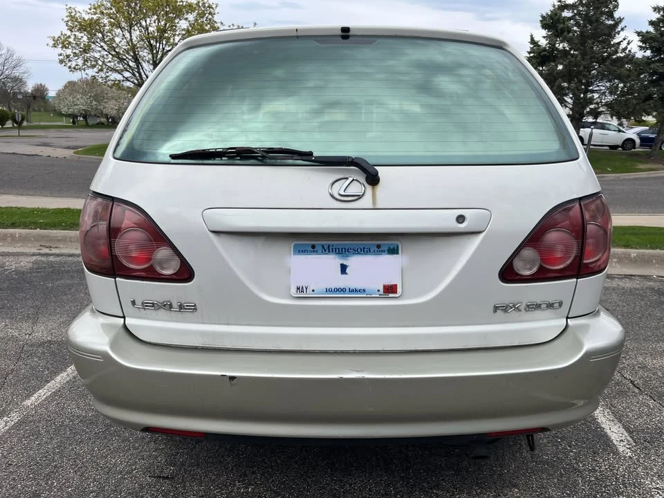 2000 Lexus RX 1st Gen - Image 8 of 20