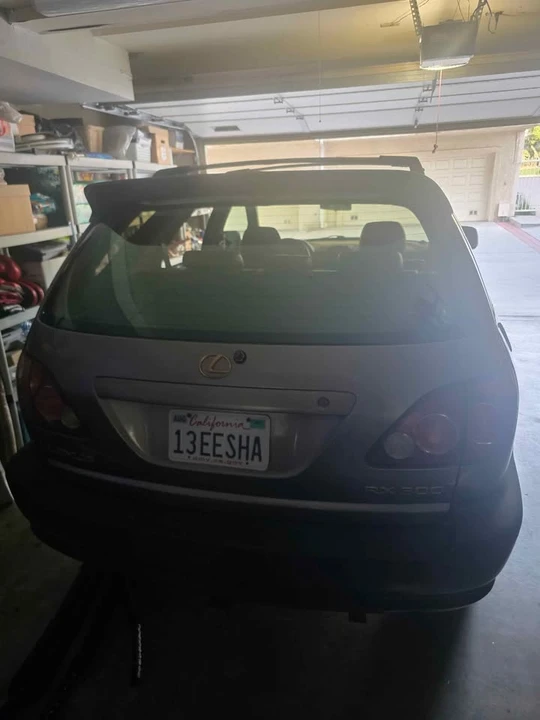 2000 Lexus RX 1st Gen - Image 8 of 10