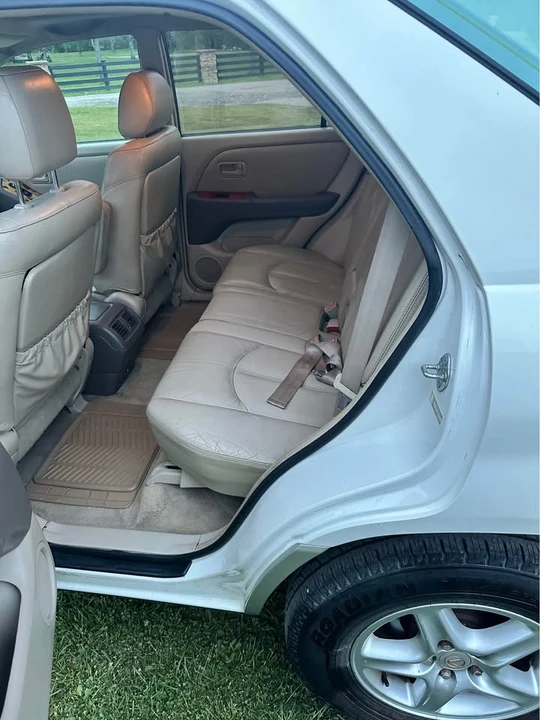 2000 Lexus RX 1st Gen - Image 6 of 6