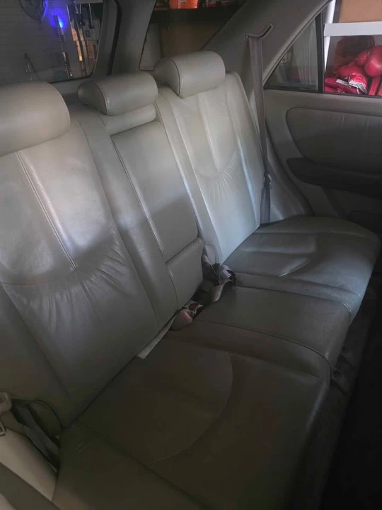2000 Lexus RX 1st Gen - Image 10 of 10