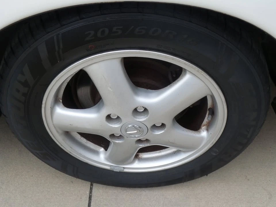 2000 Lexus SC400 - Image 16 of 19