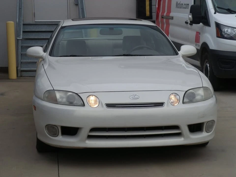 2000 Lexus SC400 - Image 4 of 19