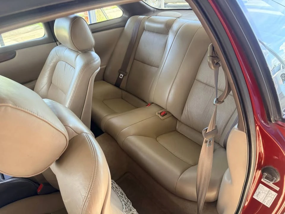 2000 Lexus SC400 - Image 18 of 19
