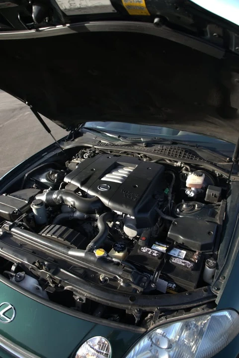 2000 Lexus SC400 - Image 11 of 16