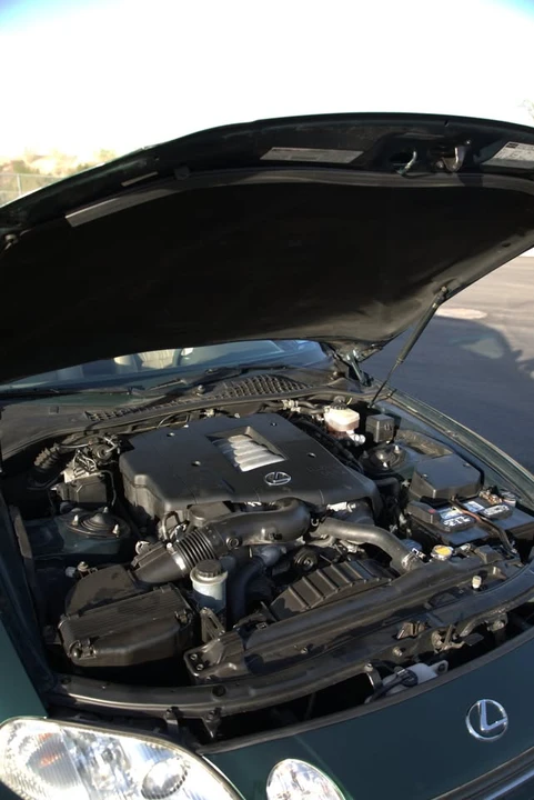 2000 Lexus SC400 - Image 10 of 16