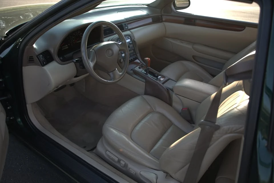 2000 Lexus SC400 - Image 7 of 16