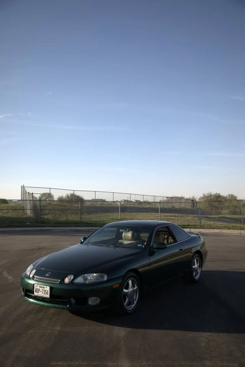 2000 Lexus SC400 - Image 3 of 16