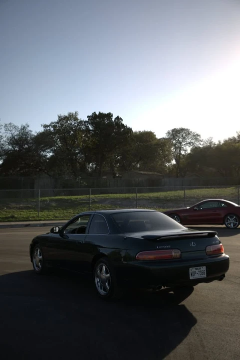 2000 Lexus SC400 - Image 4 of 16