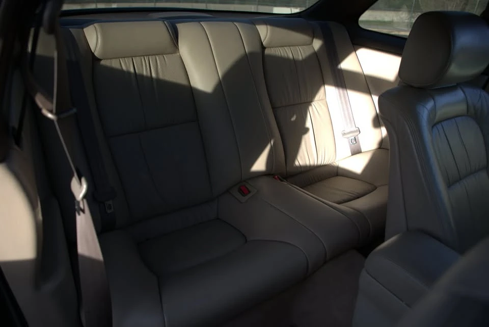 2000 Lexus SC400 - Image 9 of 16