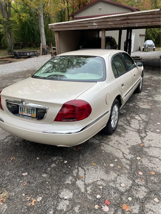 2000 Lincoln Continental 9th Gen - Image 3 of 6