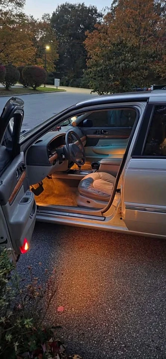 2000 Lincoln Continental 9th Gen - Image 5 of 9