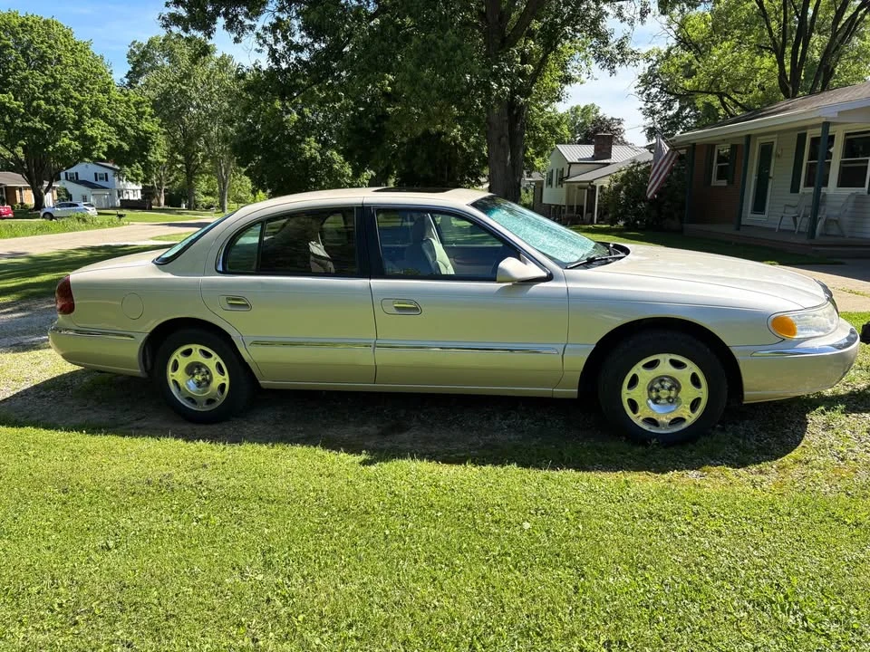 2000 Lincoln Continental 9th Gen - Image 3 of 9