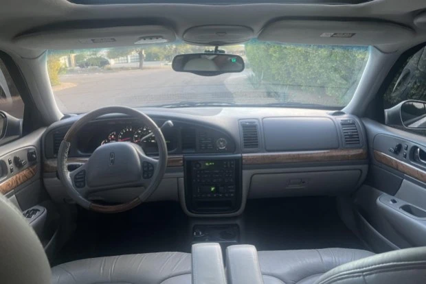 2000 Lincoln Continental 9th Gen - Image 5 of 7
