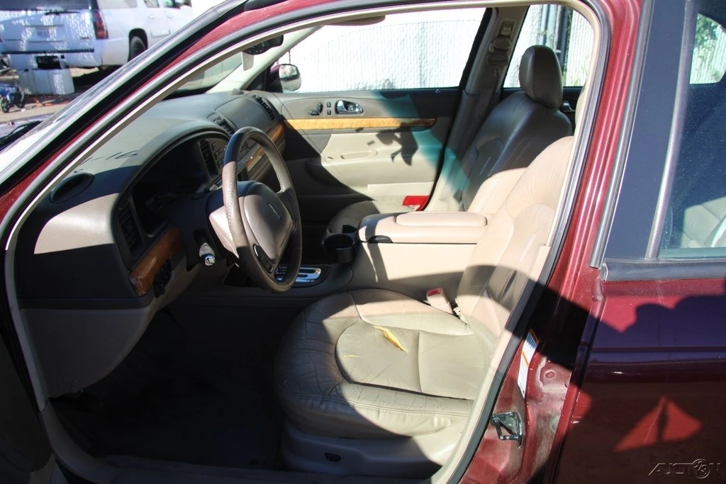 2000 Lincoln Continental 9th Gen - Image 12 of 21