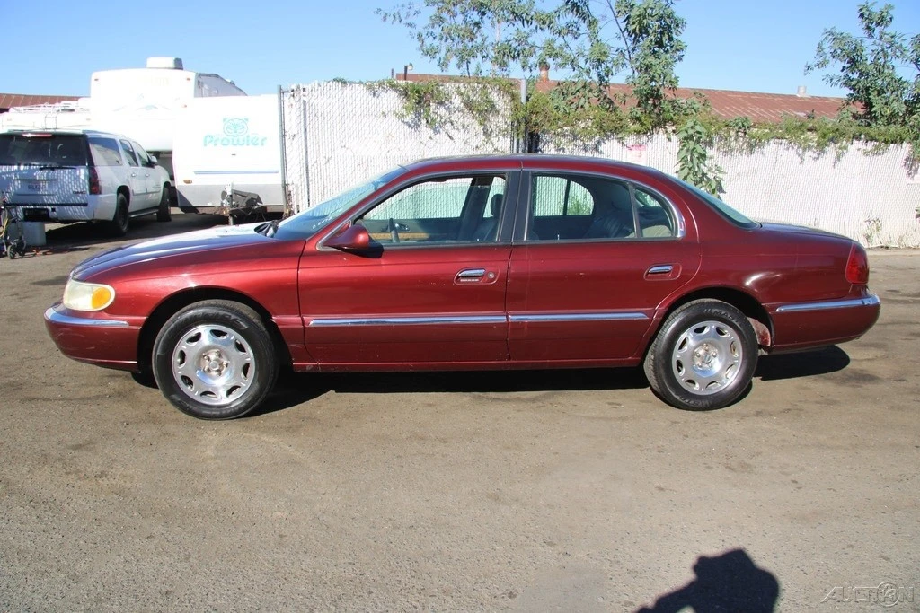 2000 Lincoln Continental 9th Gen - Image 3 of 21