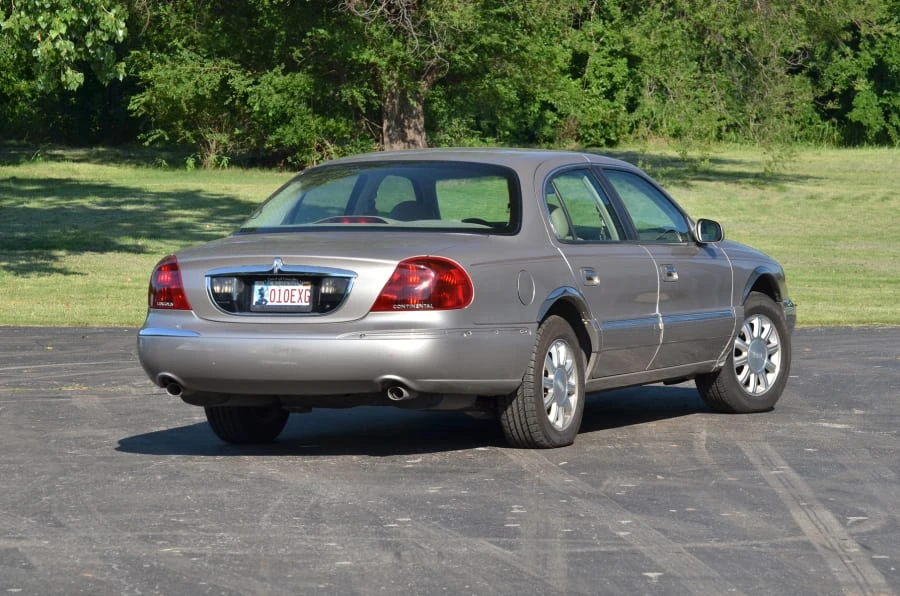 2000 Lincoln Continental 9th Gen - Image 3 of 11