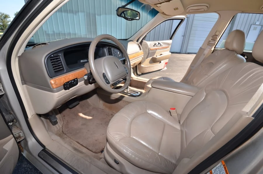 2000 Lincoln Continental 9th Gen - Image 4 of 11