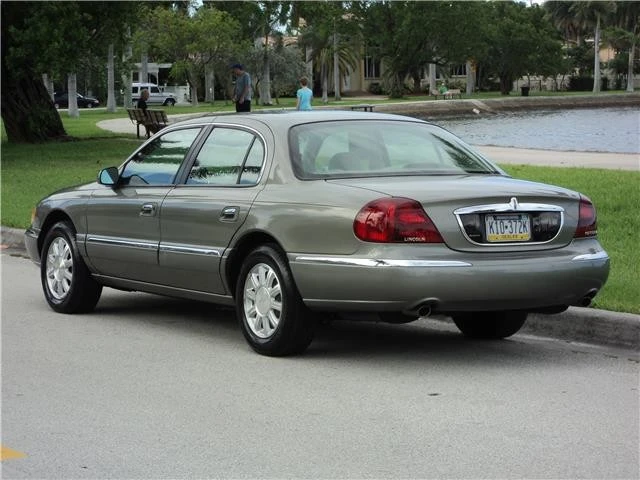 2000 Lincoln Continental 9th Gen - Image 2 of 12