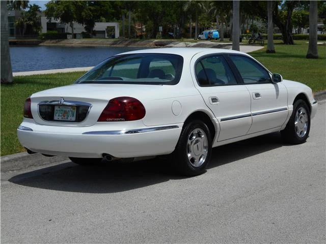2000 Lincoln Continental 9th Gen - Image 12 of 12