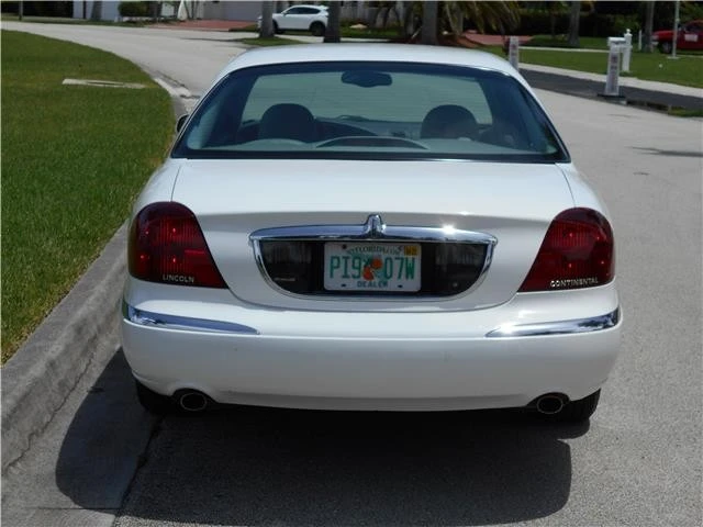 2000 Lincoln Continental 9th Gen - Image 10 of 12